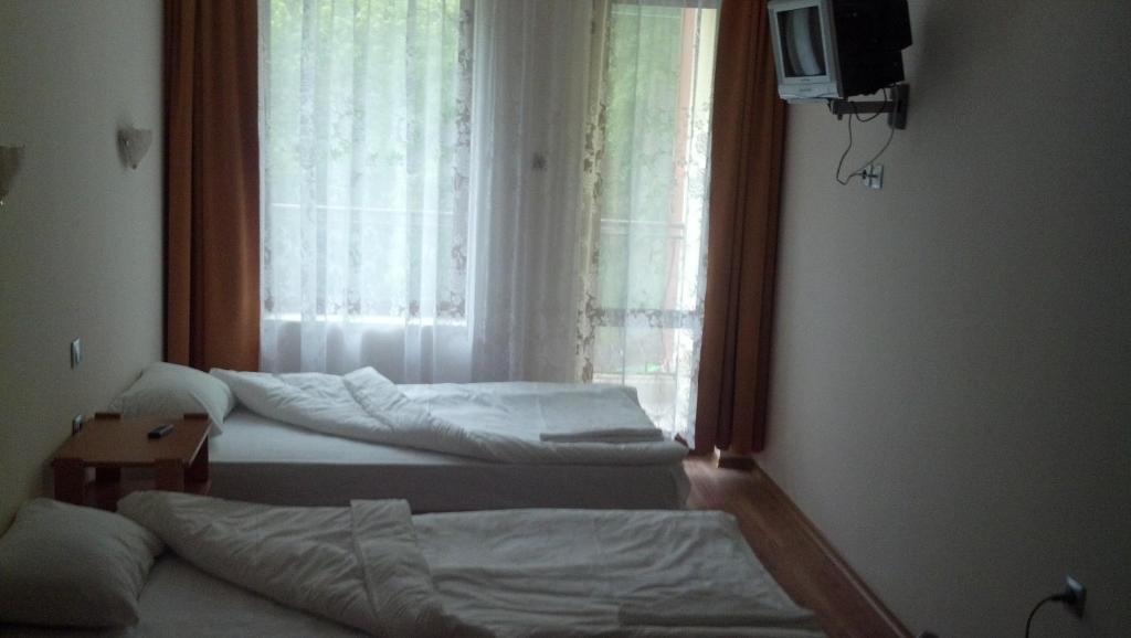 Central Park Family Hotel Kavarna Room photo